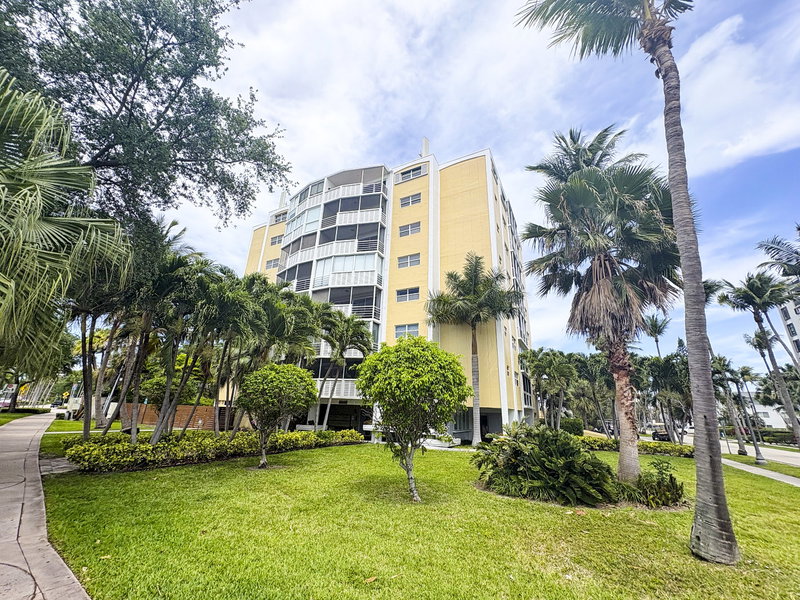 Crandon Tower main photo